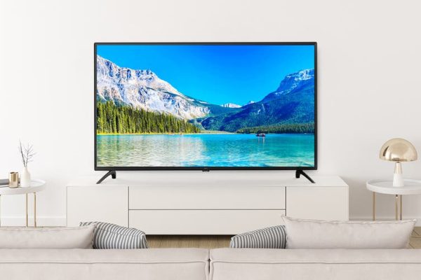 AKT050 Kogan 50" Smart HDR 4K UHD LED TV Android TV